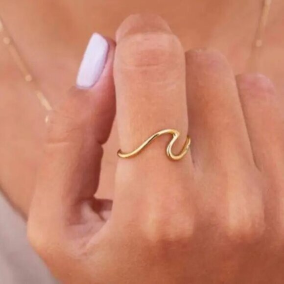 Gold Ring WATERPROOF Dainty Ocean Wave Gold Ring Surfer Girl Ring Non-tarnish - Picture 1 of 11
